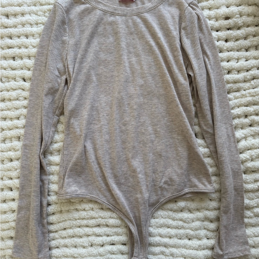 Pink Lily Ribbed Knit Top in Beige